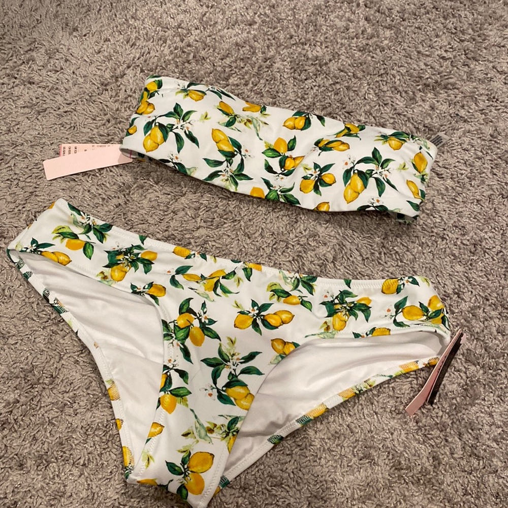 Lemon Bikini